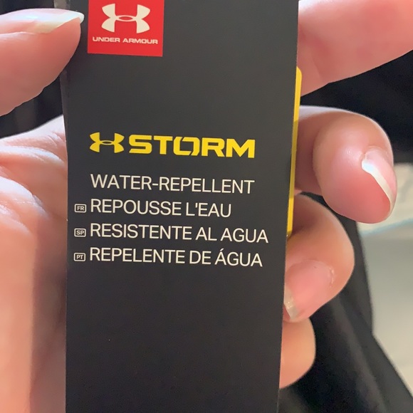 Host Pick!! Under Armour impasse rain shell jacket - Picture 12 of 12